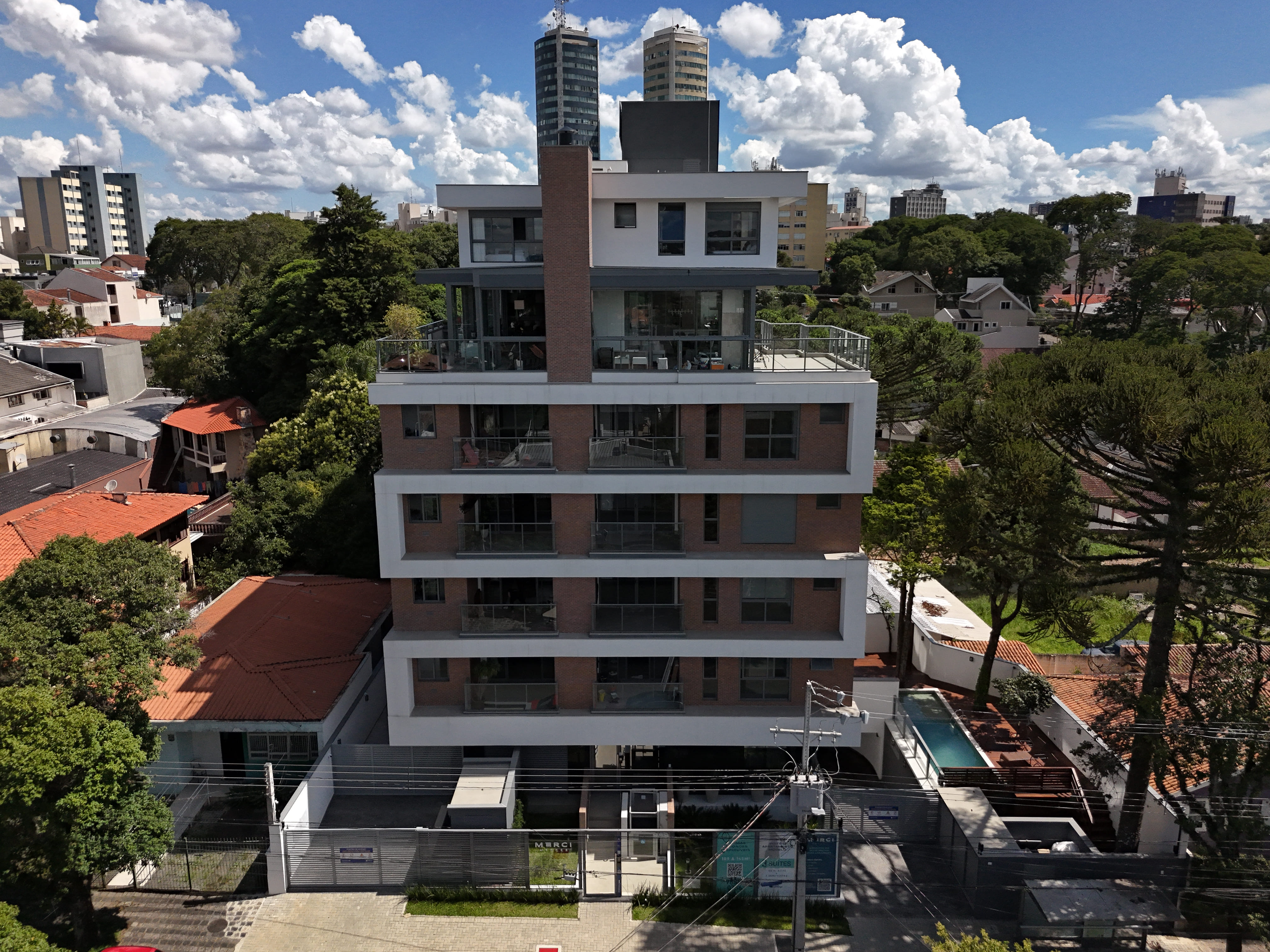 Mercês, Curitiba - PR — foto 1