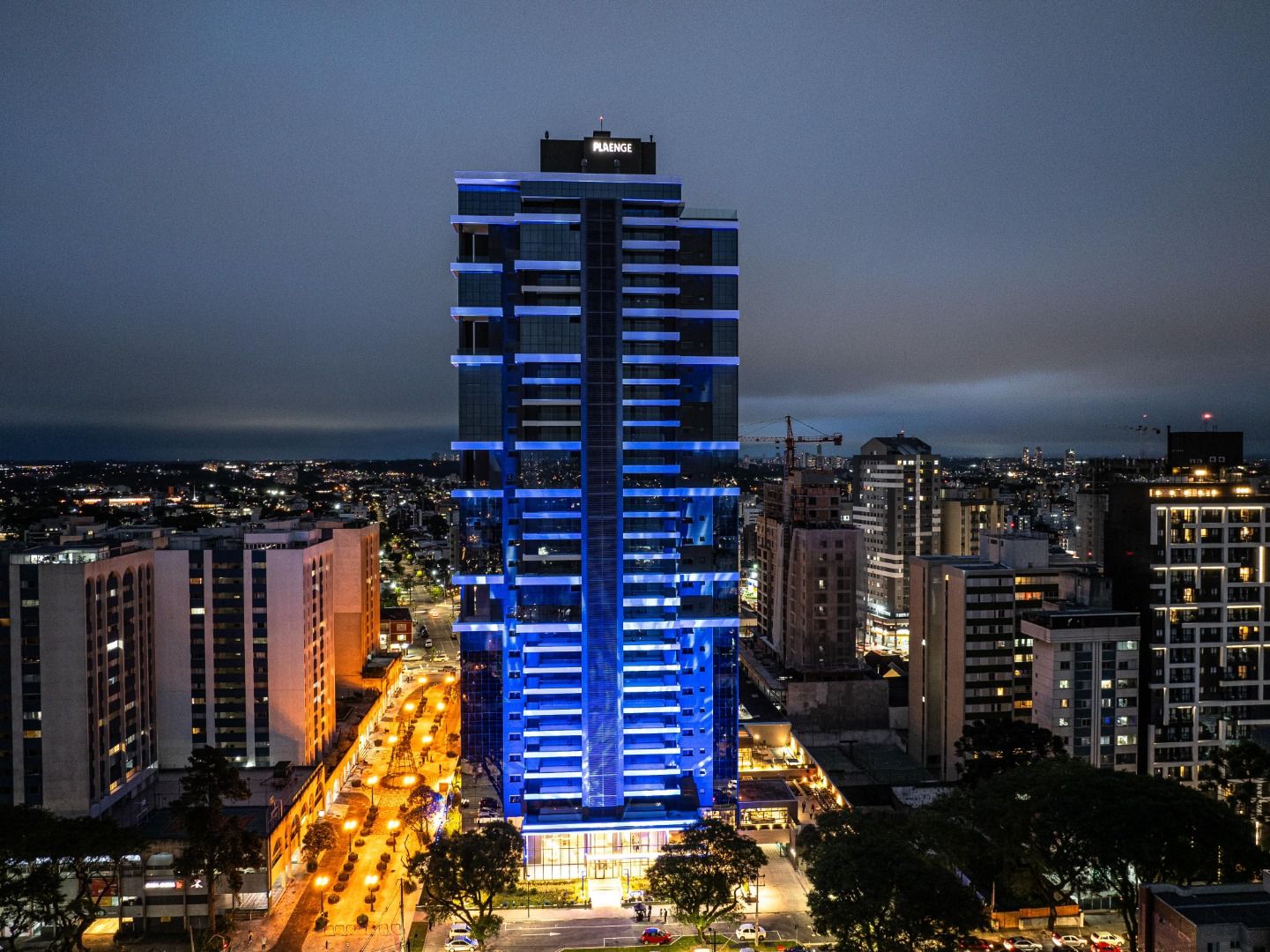 Imagem 2 - em Água Verde, Curitiba - PR