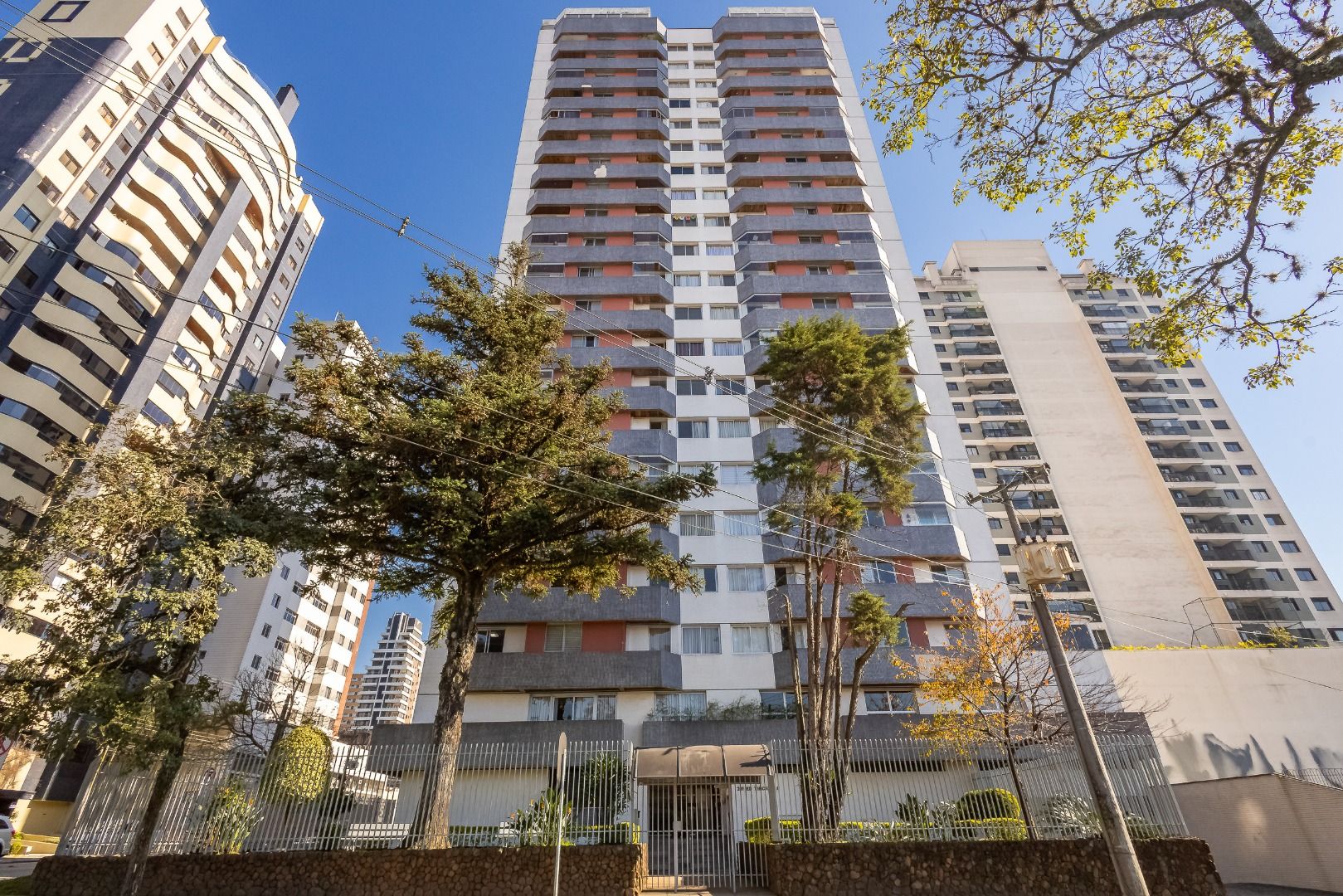 Imagem 5 - em Cabral, Curitiba - PR