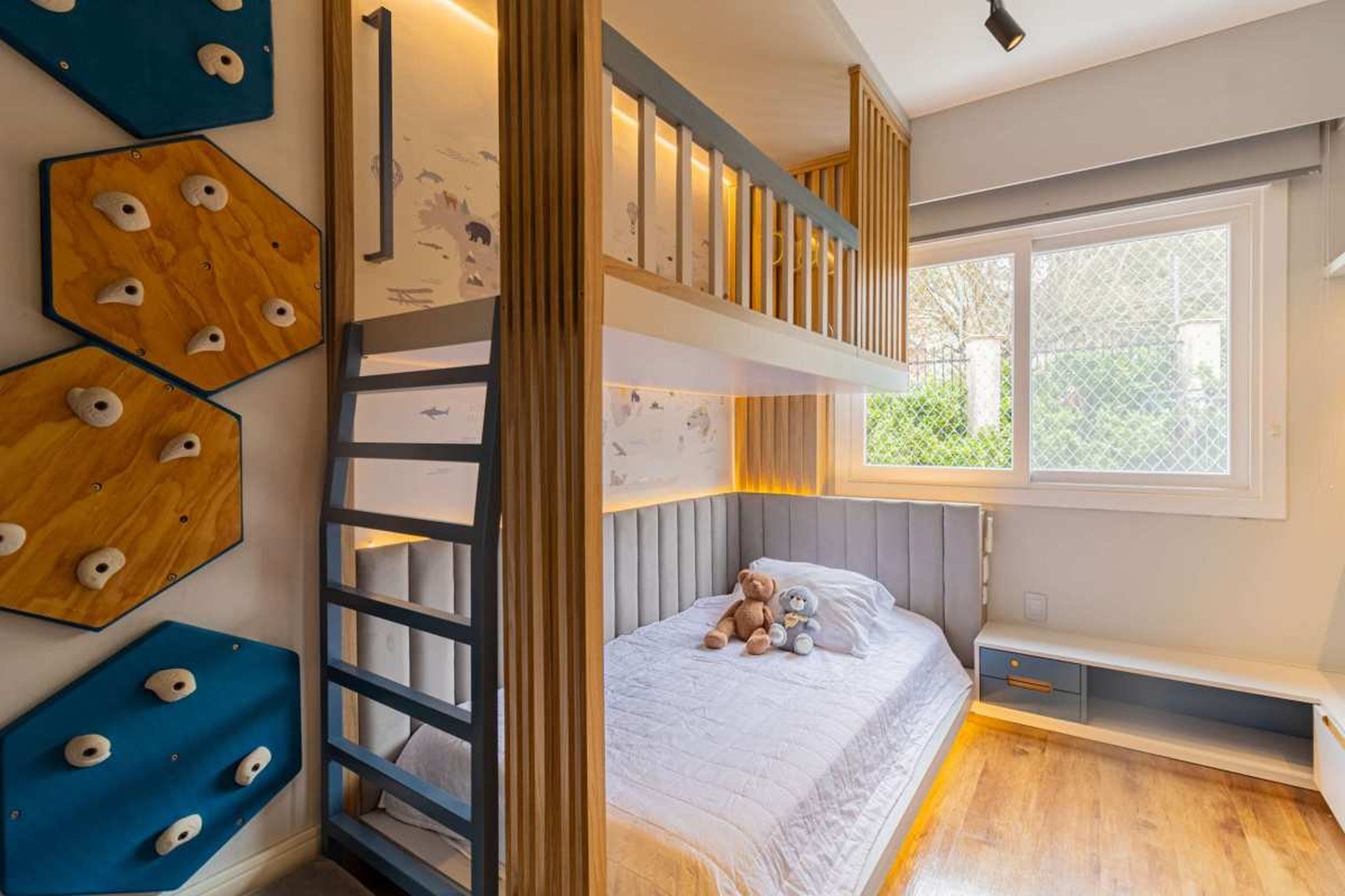 Casa em Condomínio, 3 quartos, à venda, 214 m², Morro Santana - Porto Alegre — foto 4