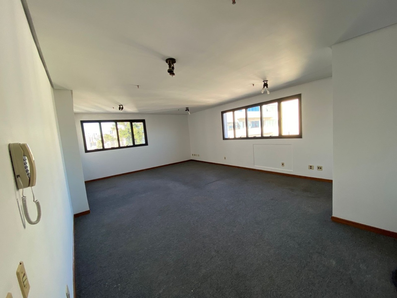 Comercial de 48m² no bairro Higienópolis, em Porto Alegre | Eu Corretor