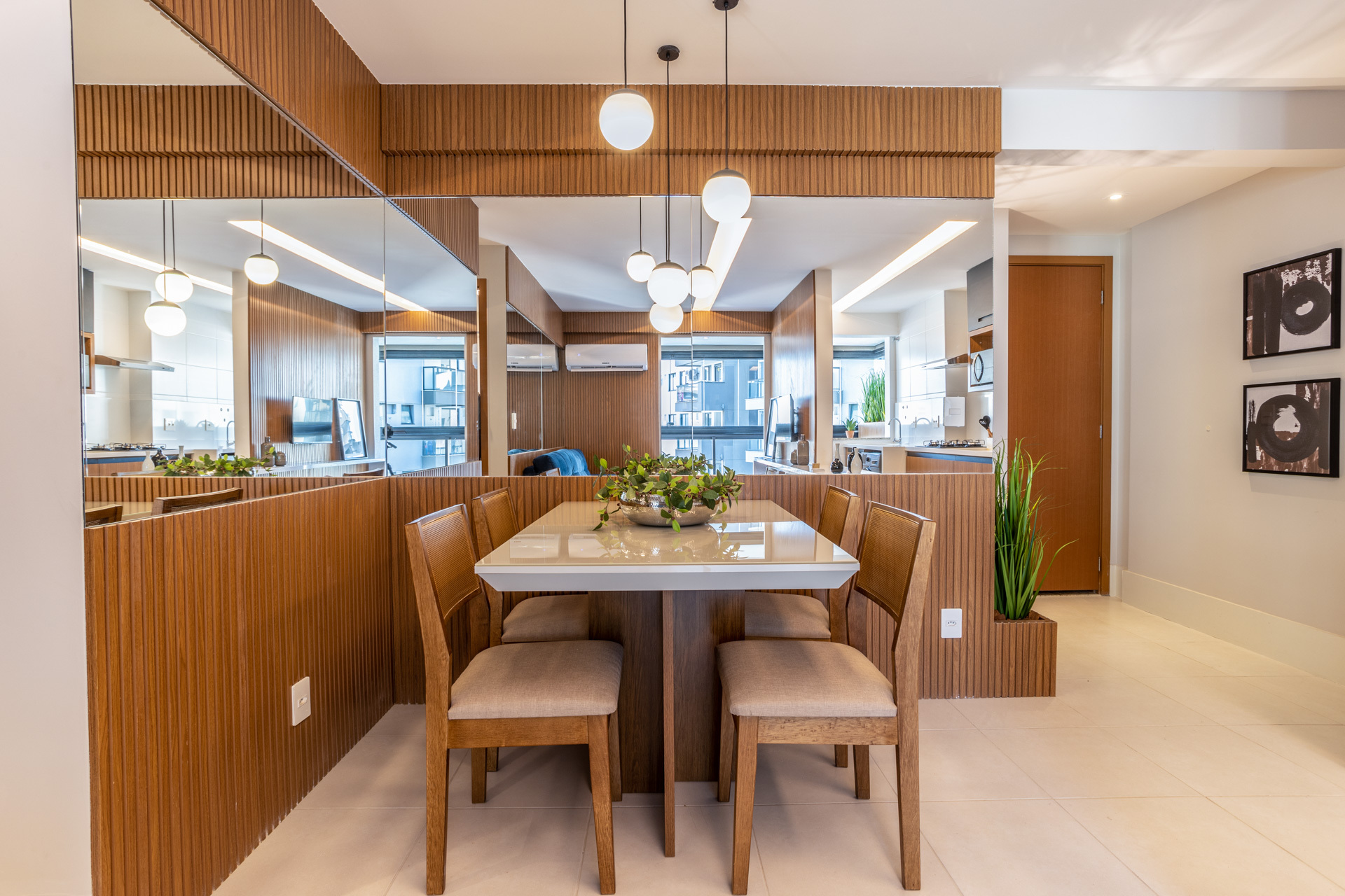 Dom Condominium Club - Ager