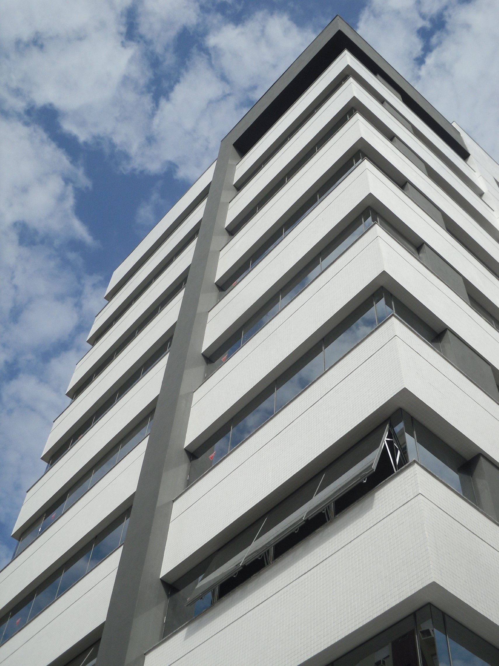 Premium Trade Center - Ughini Empreendedora