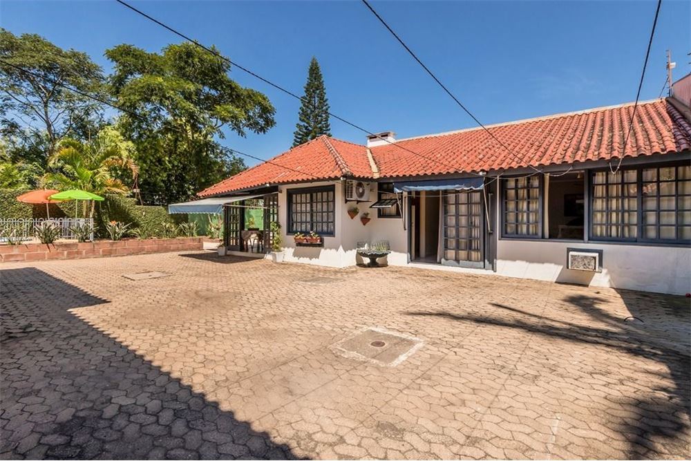 Residencial Multifamiliar de 4 quartos, 525m² no bairro Jardim Sabará, em Porto Alegre | Eu Corretor