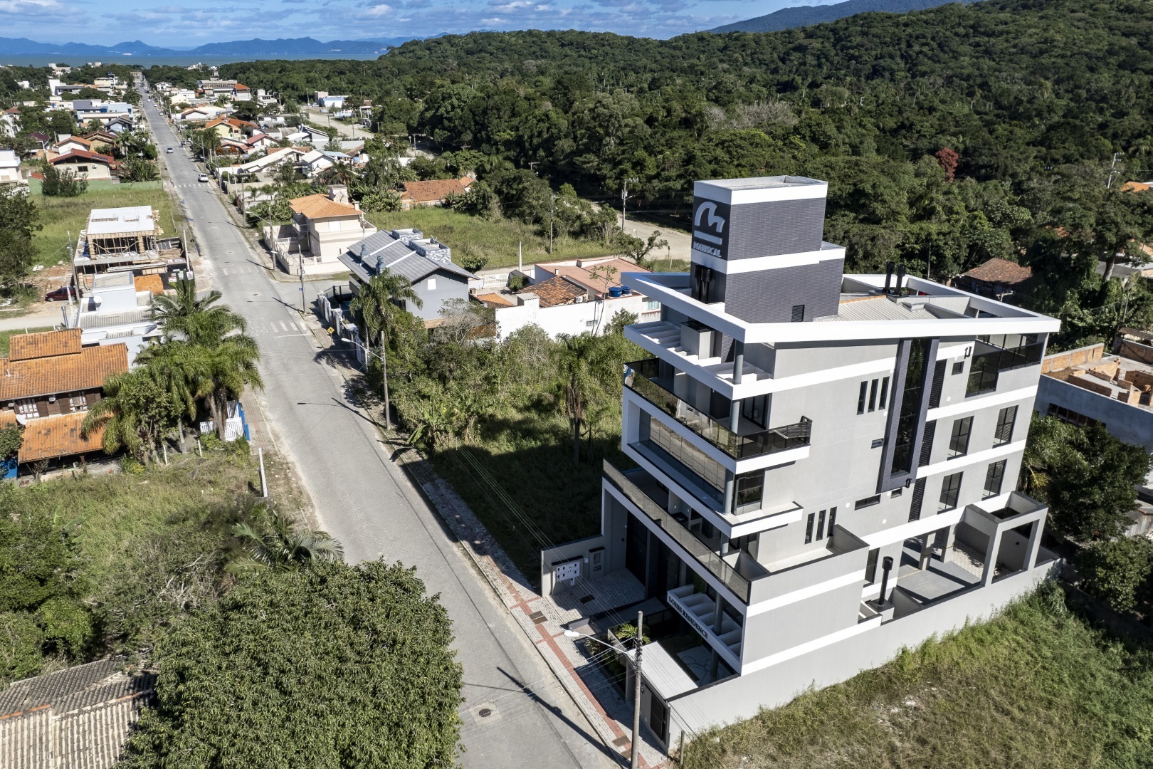 Residencial Multifamiliar de 2 quartos, 70m² no bairro Bombinhas, em Bombinhas | Eu Corretor