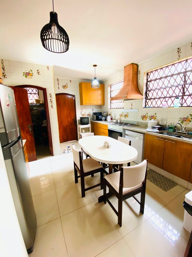 JGPLO 242 CA0460 - Oui Imóveis Exclusividades JGPLO 242 CA0460 - Oui Imóveis Exclusividades