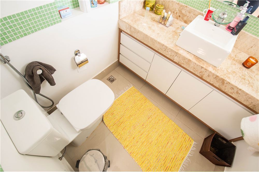 VOSA 2182 Apto 601241014-31 - REMAX Ville Exclusividades