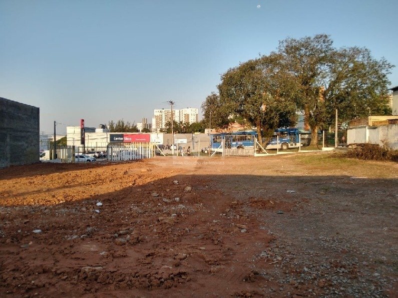 Residencial Multifamiliar de 1248m² no bairro Vila Jardim, em Porto Alegre | Eu Corretor