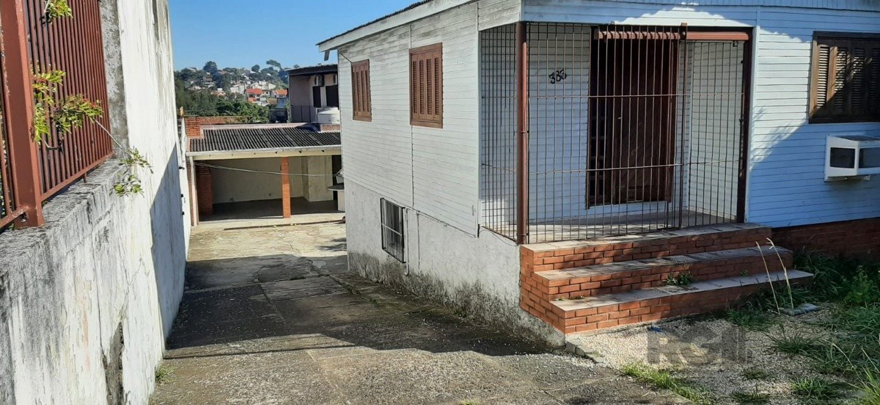 Residencial Multifamiliar de 319m² no bairro Jardim Sabará, em Porto Alegre | Eu Corretor