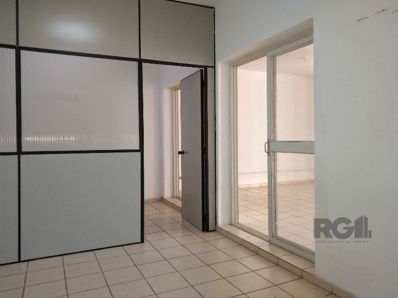 Comercial de 766m² no bairro Anchieta, em Porto Alegre | Eu Corretor