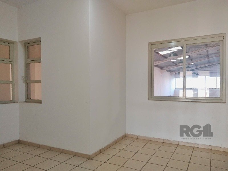 Comercial de 766m² no bairro Anchieta, em Porto Alegre | Eu Corretor