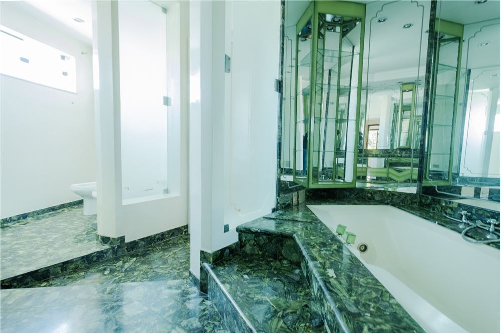 Residencial Multifamiliar de 5 quartos, 629m² no bairro Jardim da Saúde, em São Paulo | Eu Corretor