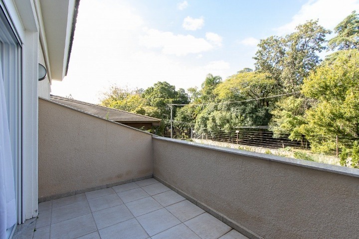 Residencial Multifamiliar de 5 quartos, 459m² no bairro Pedra Redonda, em Porto Alegre | Eu Corretor