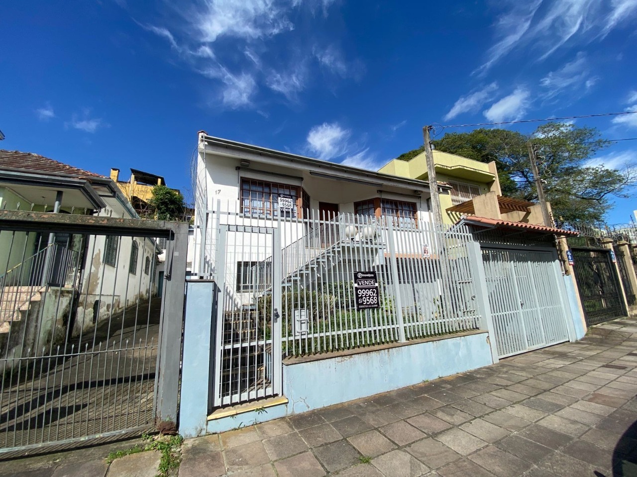 Residencial Multifamiliar de 3 quartos, 288m² no bairro Passo da Areia, em Porto Alegre | Eu Corretor