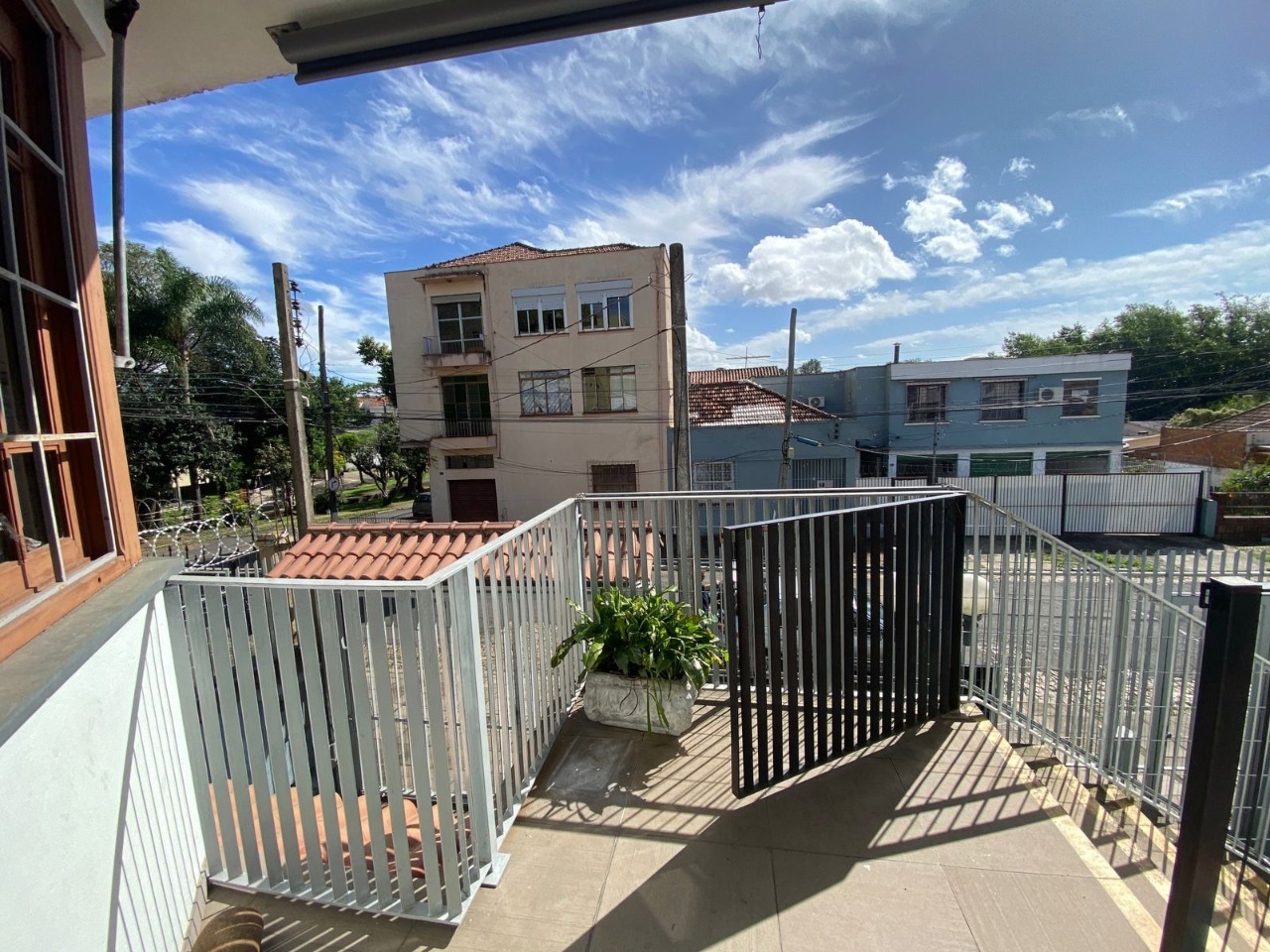 Residencial Multifamiliar de 3 quartos, 288m² no bairro Passo da Areia, em Porto Alegre | Eu Corretor