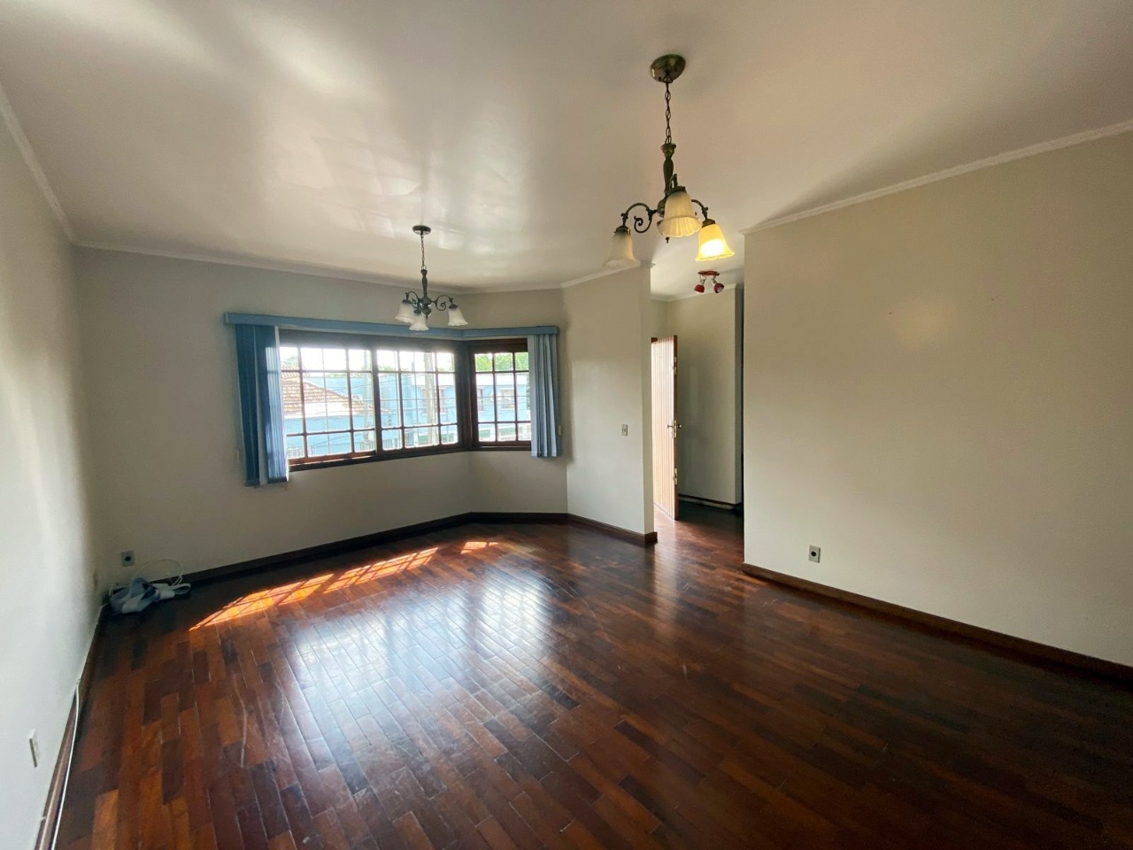 Residencial Multifamiliar de 3 quartos, 288m² no bairro Passo da Areia, em Porto Alegre | Eu Corretor