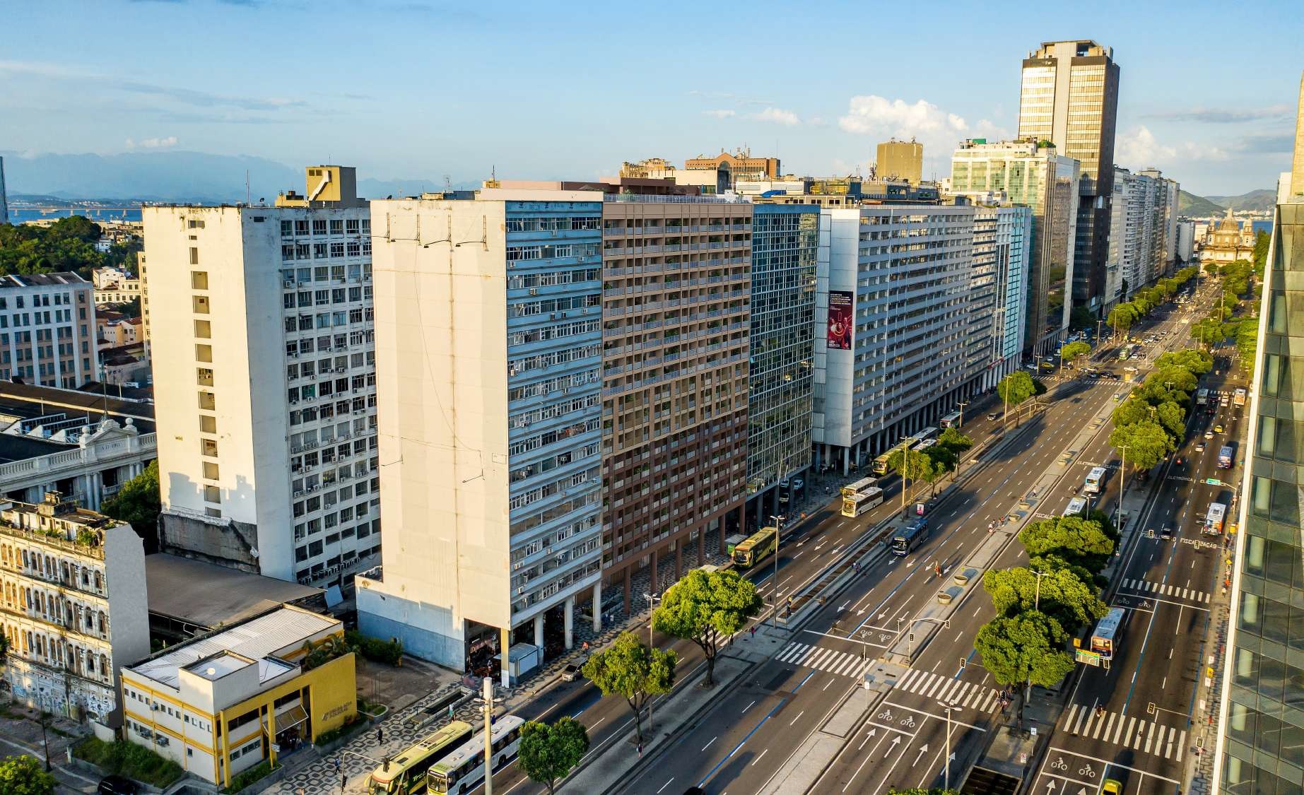 Vargas 1140 - Cury RJ