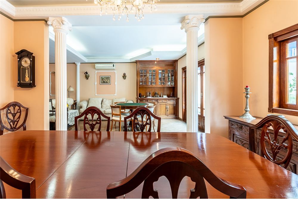 RPST 231 Casa 601971018-1076 - REMAX Empire Exclusividades