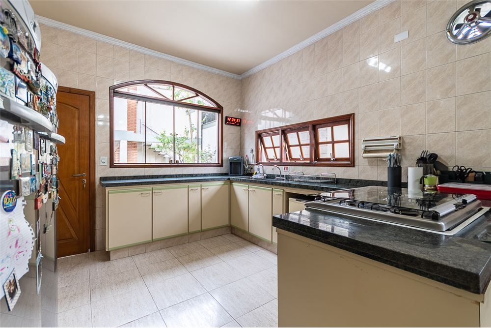 RPST 231 Casa 601971018-1076 - REMAX Empire Exclusividades