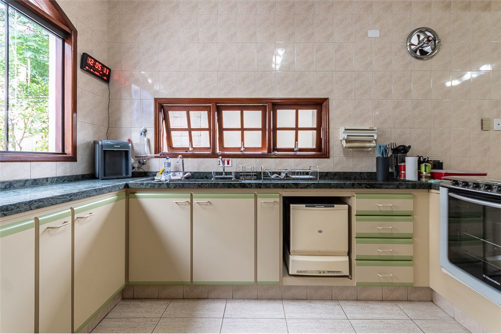 RPST 231 Casa 601971018-1076 - REMAX Empire Exclusividades