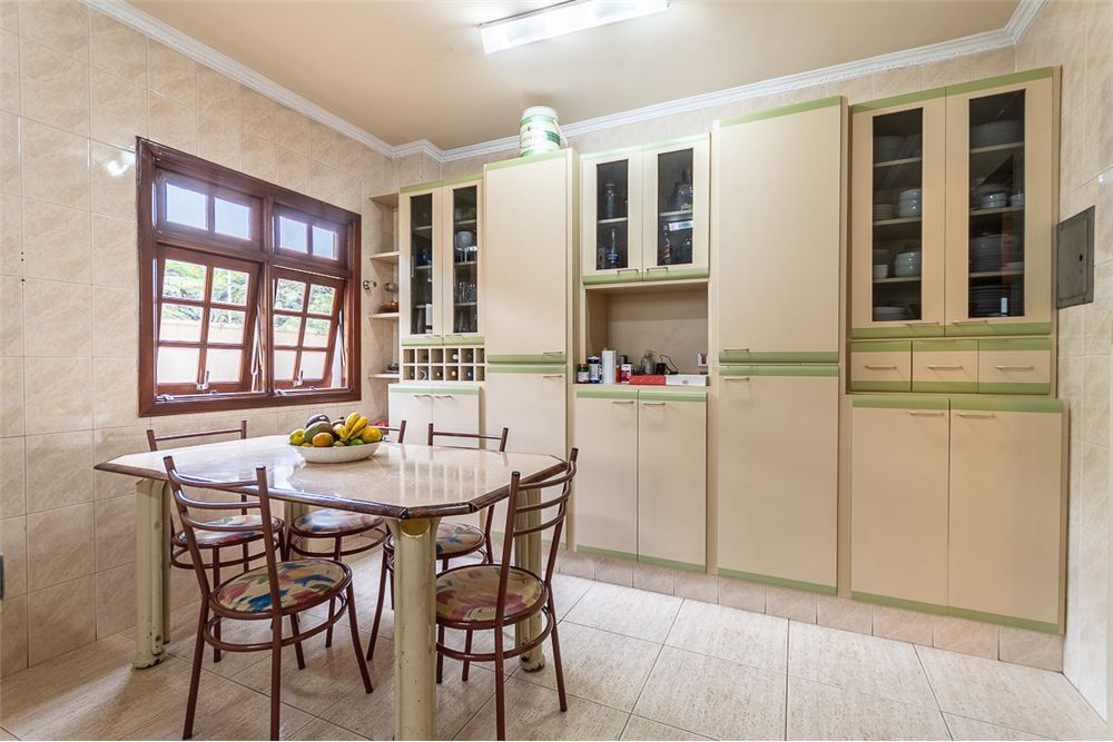 RPST 231 Casa 601971018-1076 - REMAX Empire Exclusividades