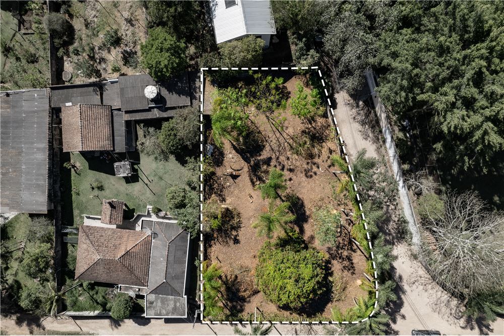 CNHB 1 Lote 690591017-15 - REMAX Máxima Exclusividades