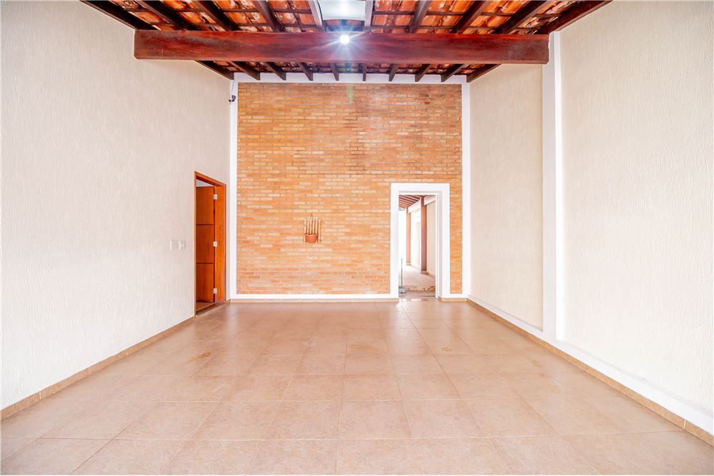 JCEBC 275 Casa 690591033-59 - REMAX Máxima Exclusividades