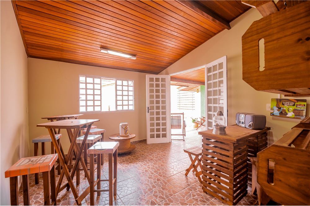 JCEBC 275 Casa 690591033-59 - REMAX Máxima Exclusividades