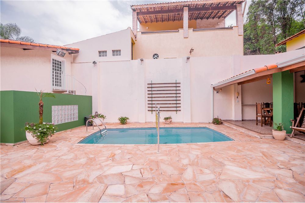 JCEBC 275 Casa 690591033-59 - REMAX Máxima Exclusividades