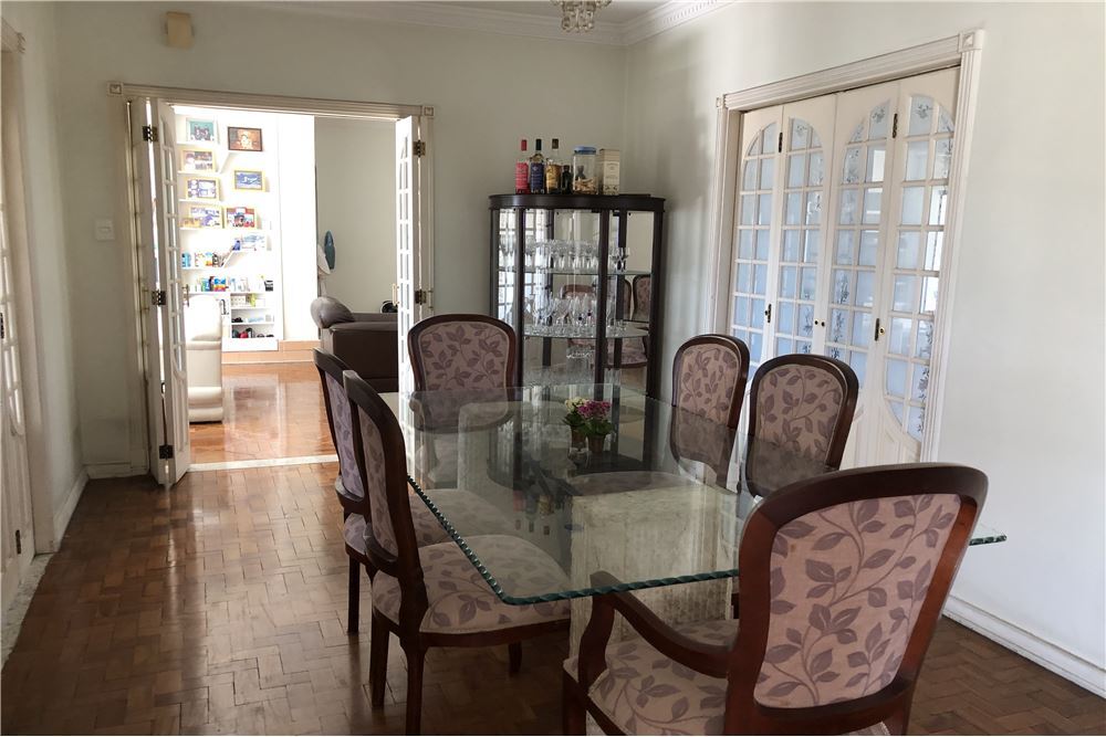 CLF 115 Apto 602031006-21 - REMAX Classique Exclusividades