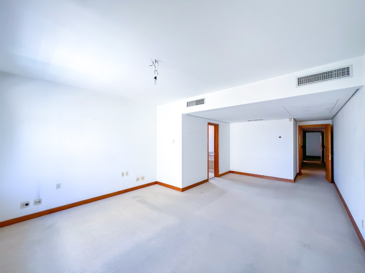 Apartamento, 3 quartos, 321 m² - Foto 2