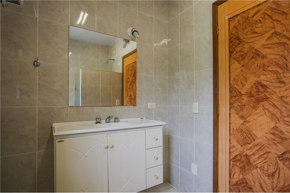 VMDJ 143 601261073-11 - REMAX Terra Exclusividades