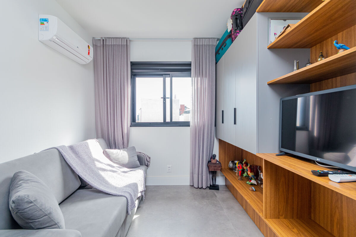 Residencial Multifamiliar de 3 quartos, 182m² no bairro Menino Deus, em Porto Alegre | Eu Corretor