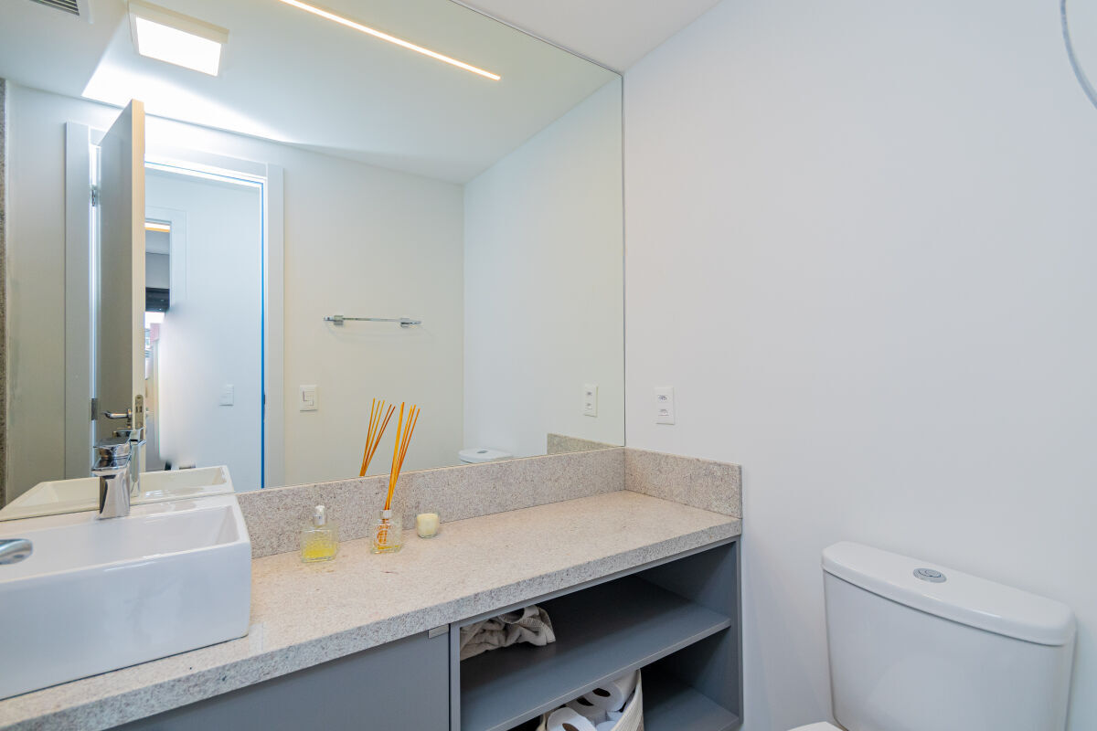 Residencial Multifamiliar de 3 quartos, 182m² no bairro Menino Deus, em Porto Alegre | Eu Corretor