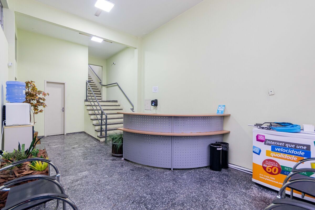 Comercial de 580m² no bairro Navegantes, em Porto Alegre | Eu Corretor