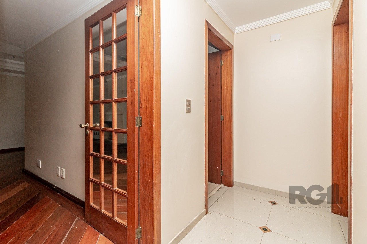 Residencial Multifamiliar de 3 quartos, 118m² no bairro Menino Deus, em Porto Alegre | Eu Corretor
