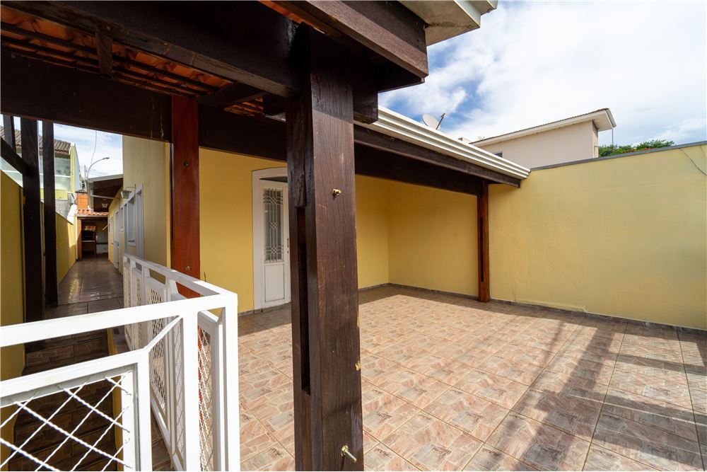 PSLFA 292 Casa 690591001-16 - REMAX Máxima Exclusividades