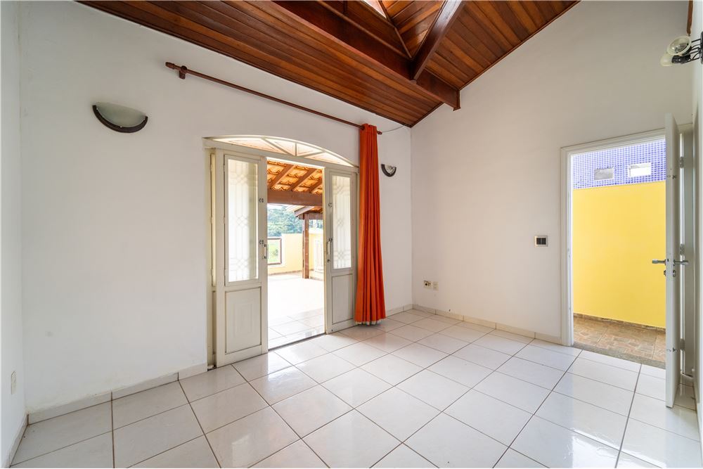 PSLFA 292 Casa 690591001-16 - REMAX Máxima Exclusividades