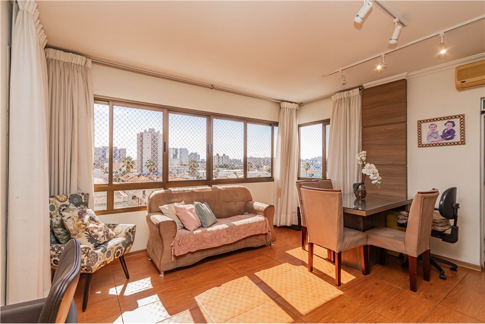 Residencial Multifamiliar de 2 quartos, 73m² no bairro Menino Deus, em Porto Alegre | Eu Corretor