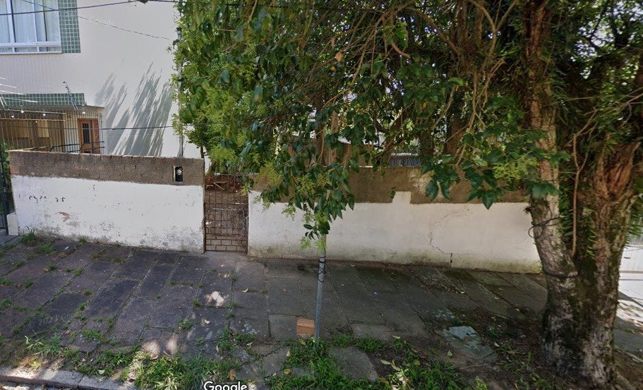 Residencial Multifamiliar de 304m² no bairro Vila Ipiranga, em Porto Alegre | Eu Corretor