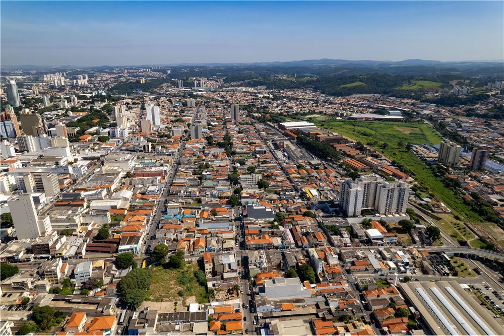 CVJJR 1026 Prédio 690591010-28 - REMAX Máxima Exclusividades