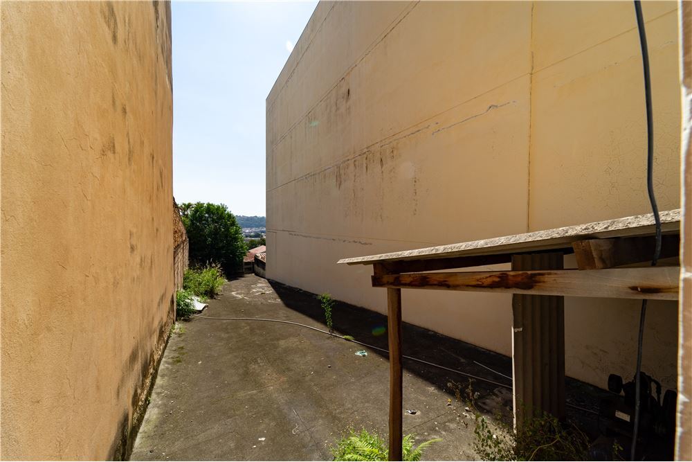 CVJJR 1026 Prédio 690591010-28 - REMAX Máxima Exclusividades