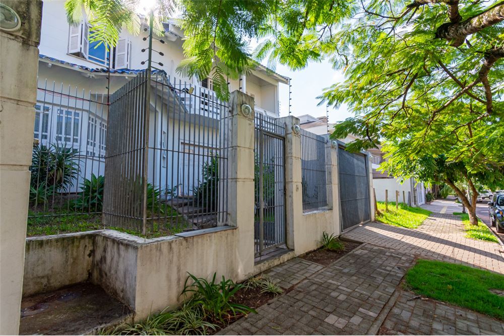 MDVDB 184 Casa 610241026-8 - REMAX 520 Exclusividades