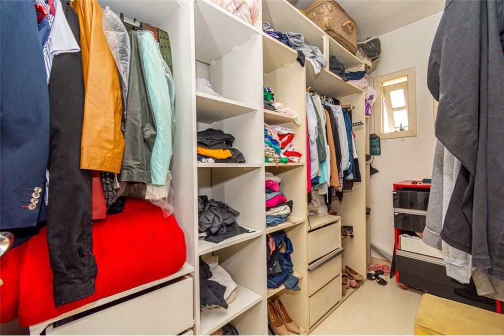 Residencial Multifamiliar de 4 quartos, 294m² no bairro Moinhos de Vento, em Canoas | Eu Corretor