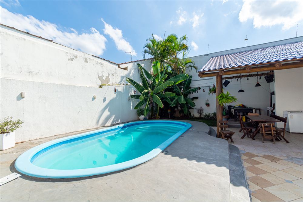 MDVDB 184 Casa 610241026-8 - REMAX 520 Exclusividades