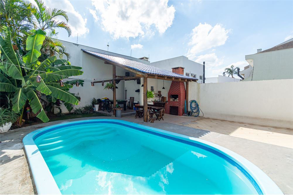 MDVDB 184 Casa 610241026-8 - REMAX 520 Exclusividades