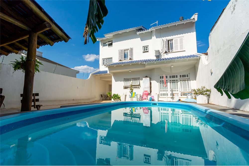 MDVDB 184 Casa 610241026-8 - REMAX 520 Exclusividades