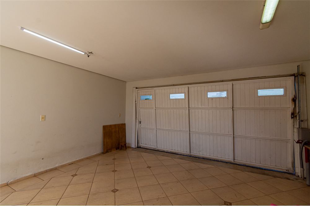 MDVDB 184 Casa 610241026-8 - REMAX 520 Exclusividades