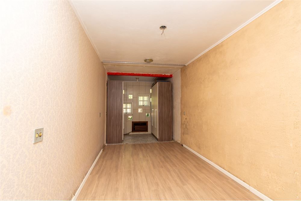 HDG 81 Casa 610241030-4 - REMAX 520 Exclusividades