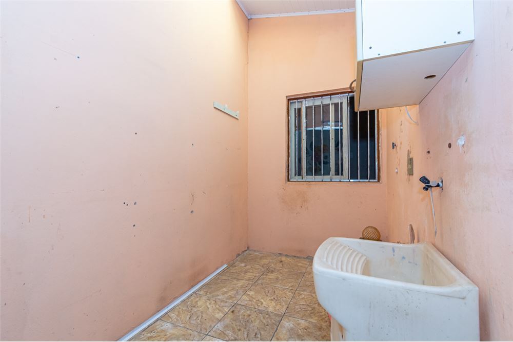 HDG 81 Casa 610241030-4 - REMAX 520 Exclusividades